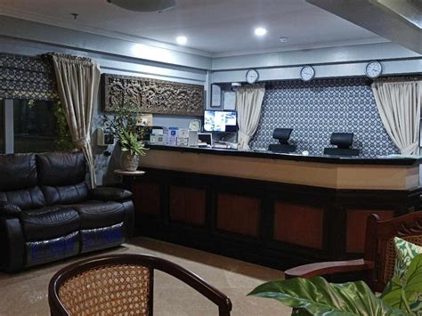 Ralph Anthony Suites from . Manila Hotel Deals & Reviews .